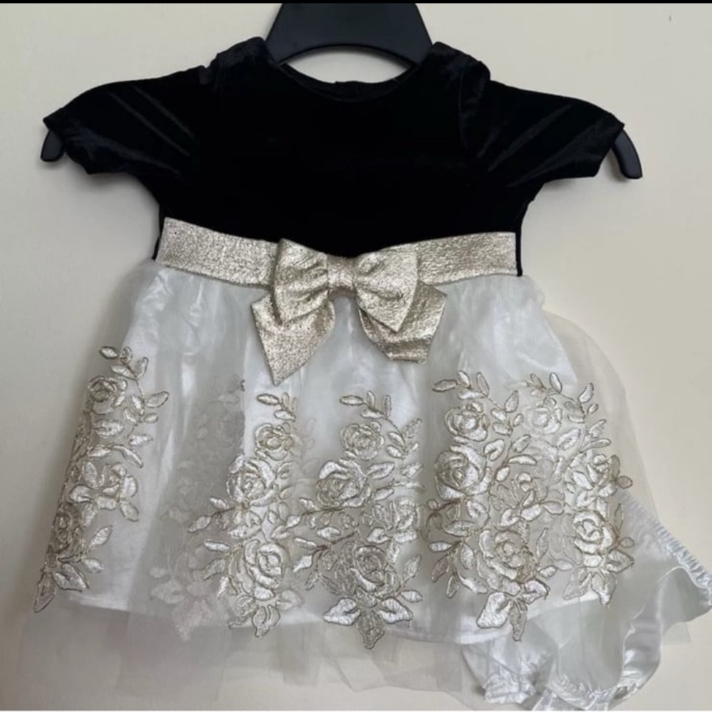 * NWT* Dress & Bloomers - Size 18 Months - Black & Beige with Embroidery